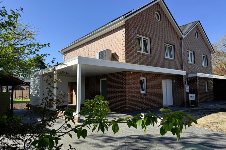 Neubau in Zetel - DOPPELHAUSHÄLFTE (links)